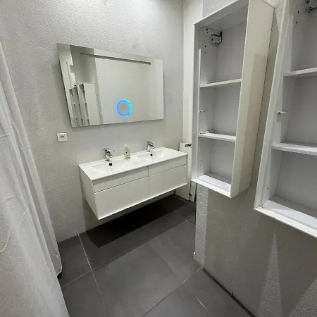 Appartement Le Chic - 4 Climatise - Brotteaux & Tete D'or *